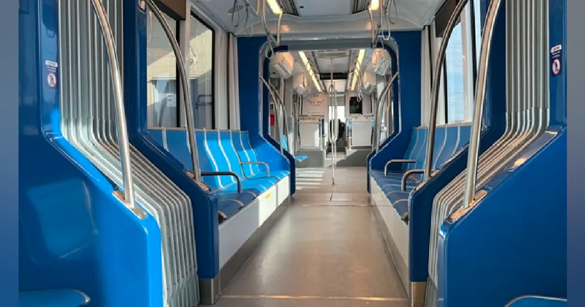 Houston Metro introduces first of 14 new fourth generation light-rail ...