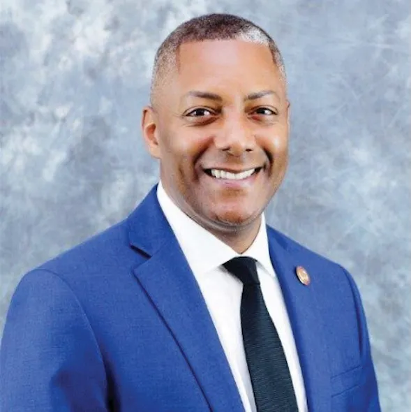 Sound Transit appoints John Henry as chief financial officer | Mass Transit