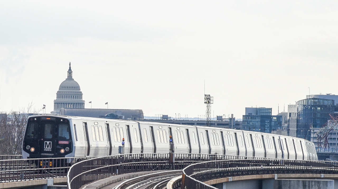 003 7 K Train And Capitol 120116 (1)