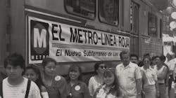 Crowds on the Red Line shortly after it opened in 1993. Crowds on the Red Line shortly after it opened in 1993.