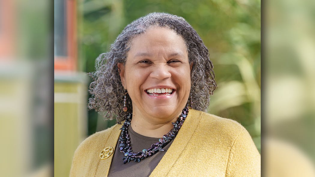 Lona Edwards Hankins named CEO of New Orleans Regional Transit Authority Mass Transit