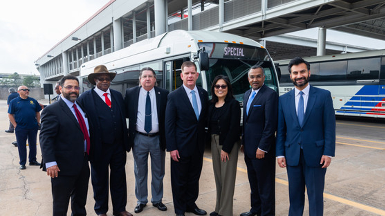 From left to right: Texas Gulf Coast Labor Federation Executive Director Hany Khalil, Transport Workers Union Local 260 President Horace Marves, Houston Metro President and CEO Tom Lambert, Secretary of Labor Marty Walsh, Deputy Secretary Julie Su, Houston Metro Board Chair Sanjay Ramabhadran and White House Climate Advisor Ali Zaidi