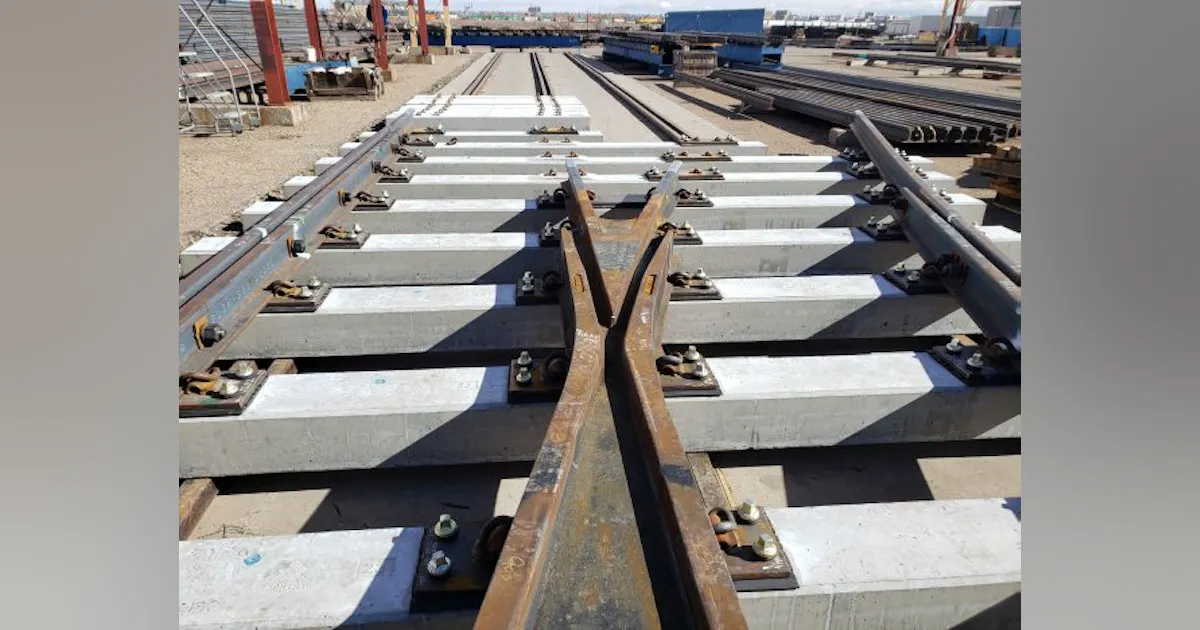 Trimet Docks Construction for improvements to TriMet MAX disrupting regular service ...