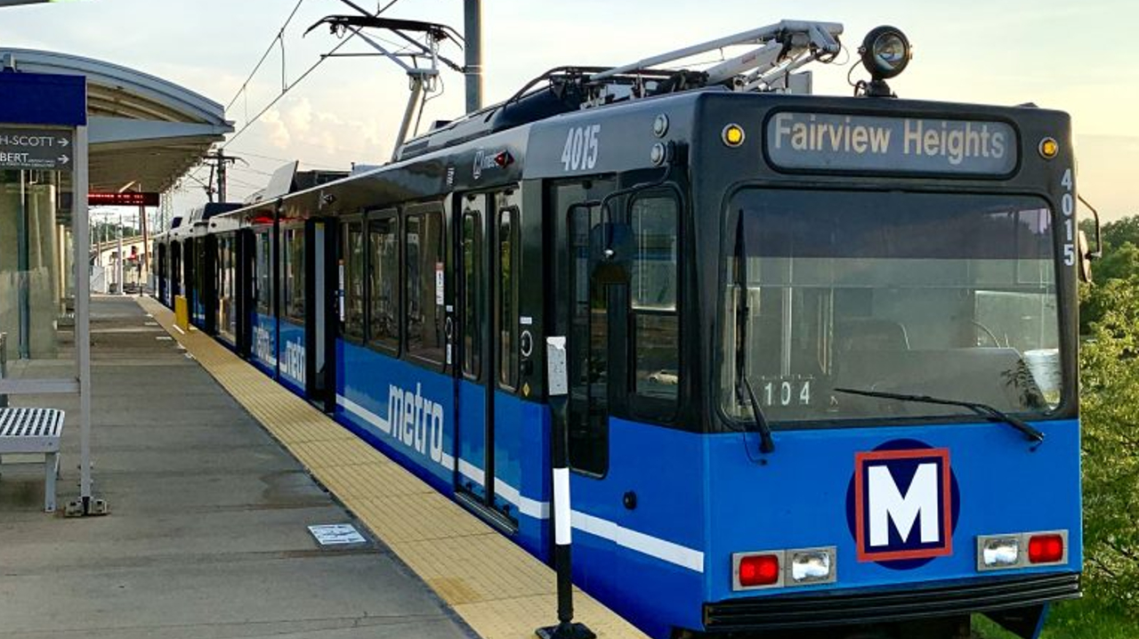 2024 St Louis Metrolink Schedule E Carte Bleue   Metrolink Train At Shrewsbury 768x591.644fdcaf4e1ee 