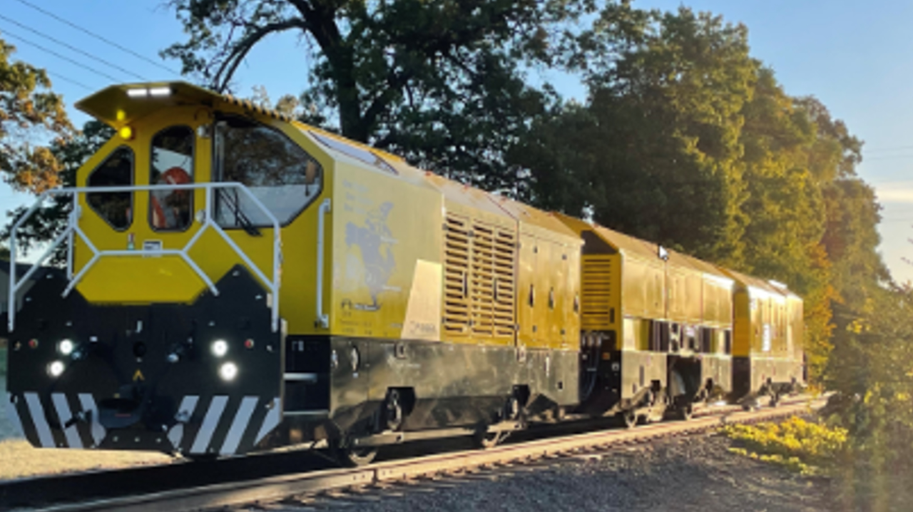 A Plasser America train.