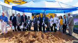 Houston Metro Board Members and executive leadership gathered with U.S. Rep. Al Green, Missouri City officials and NewQuest Properties to celebrate the $5 million in federal funding secured by Green and awarded to the authority for its Missouri City Park & Ride.
