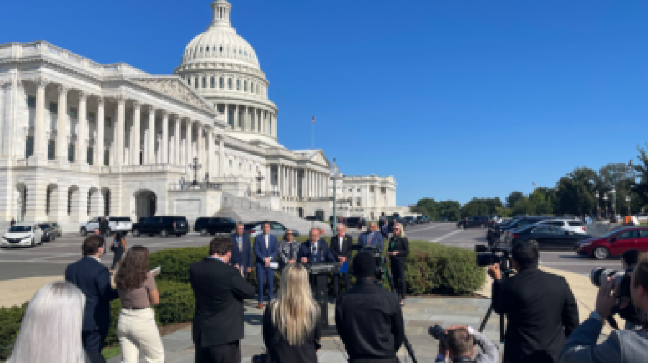 APTA is calling on Congress to provide funds for transit renewal plans.