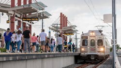 Crowds on an N Line platform. Crowds on an N Line platform.