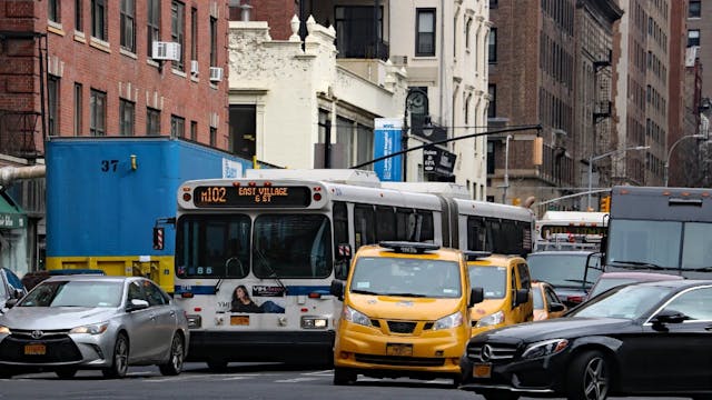 Traffic Mobility Review Board report recommends tolling structure for New York&rsquo;s congestion pricing program