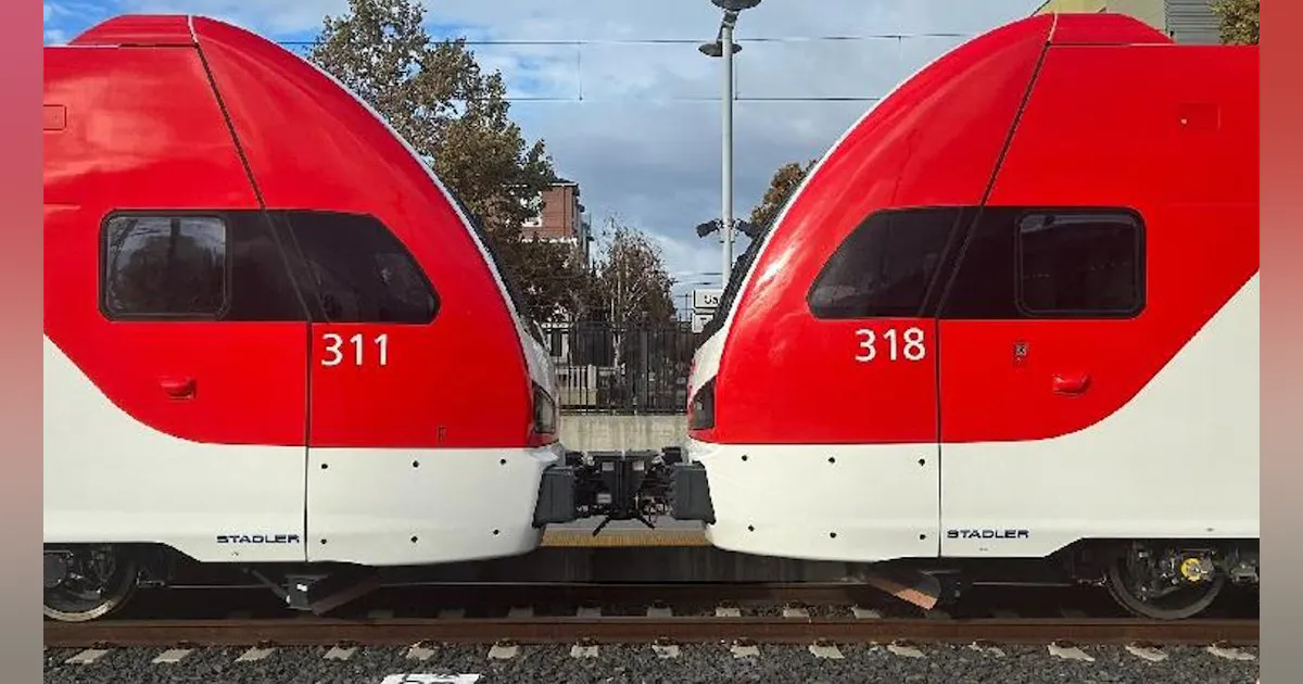 Val Train Caltrain completes 1,000 miles of testing on three electric trains ...
