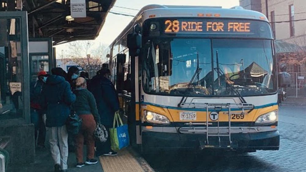 bostonbus28_freefares_creditcityofboston