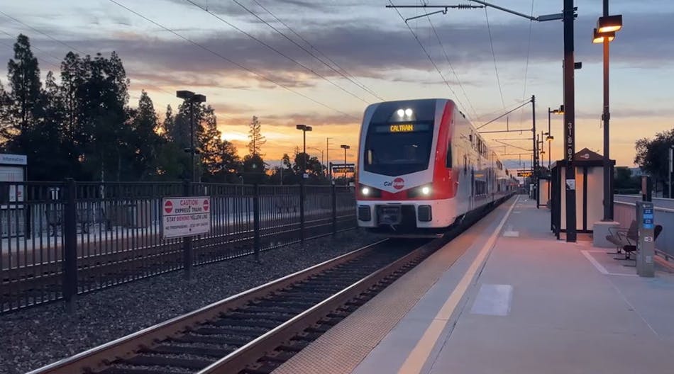 Caltrain’s first electric trainset tests clearance along corridor ...