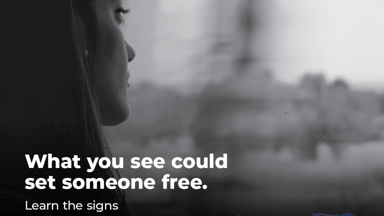 Metrolink signs USDOT's anti-human trafficking pledge.