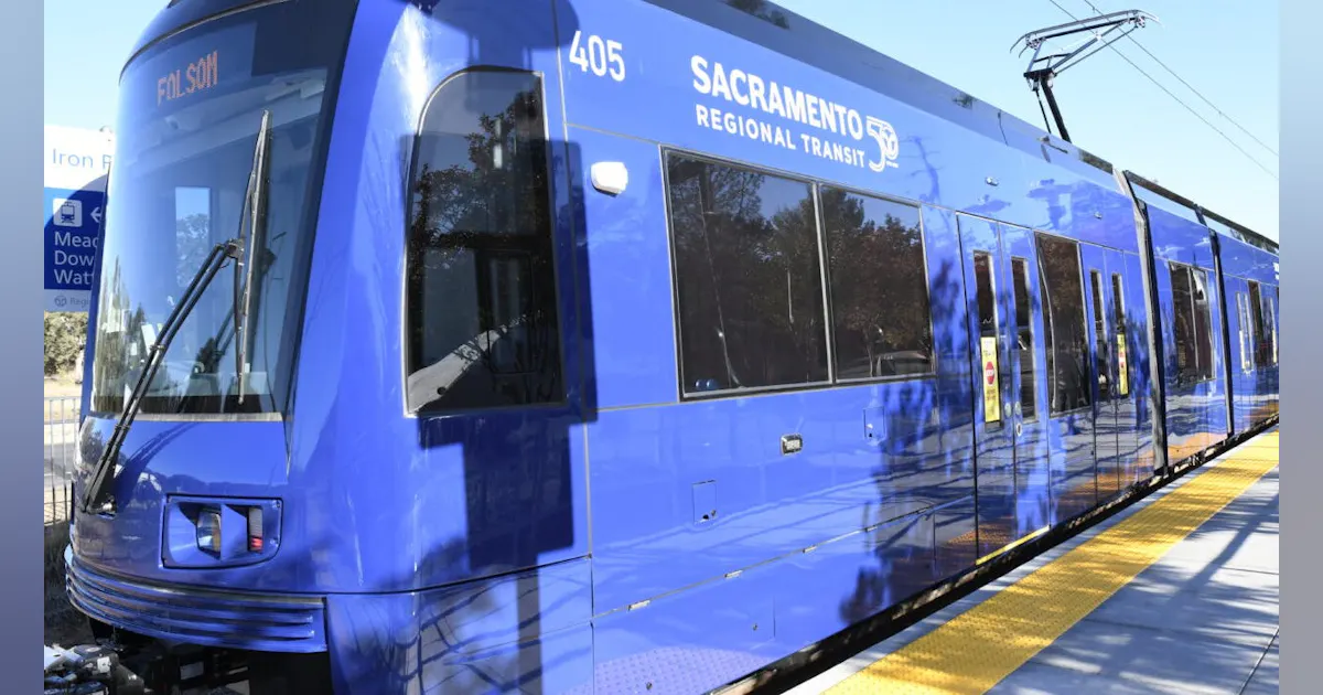 Sacrt SacRT receives two S700 low-floor light-rail trains, ready for ...