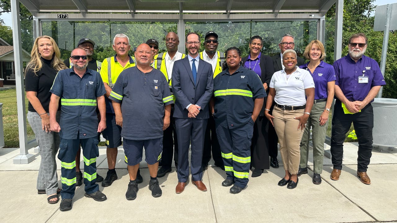 WeGo, city of Nashville, Tenn., Mayor O&rsquo;Connell cut ribbon on 300th WeGo bus shelter, celebrate signing of Choose How You Move Transportation Improvement Program