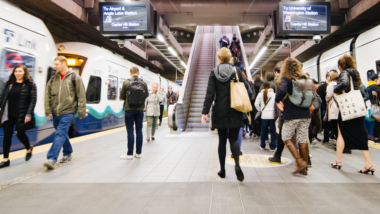 APTA releases its 2024 Public Transportation Vehicle Database.