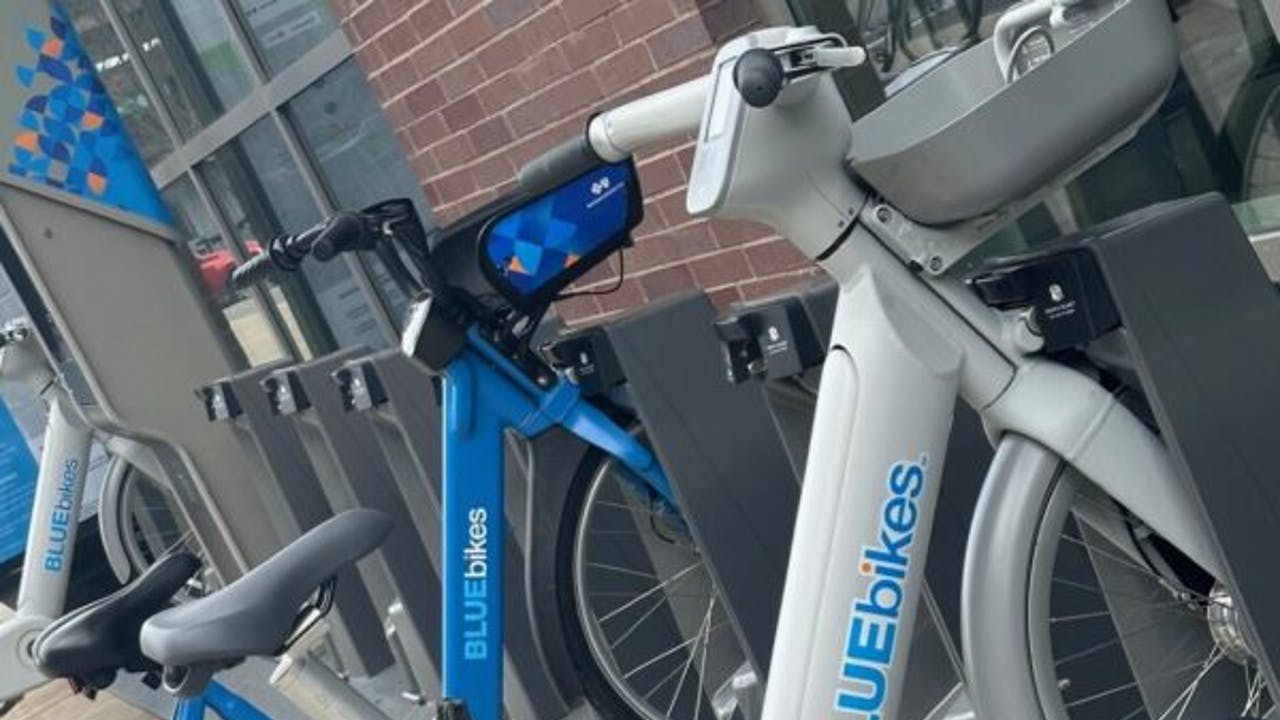 FHWA awards $21.6 million Congestion Relief Grant to MAPC for new Bluebike stations and shuttle routes.