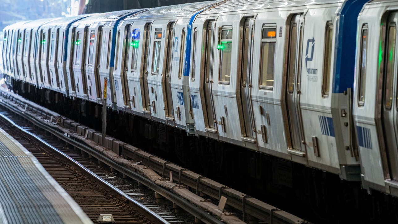Back of a PANYNJ train.