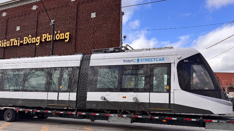 KC Streetcar #812.
