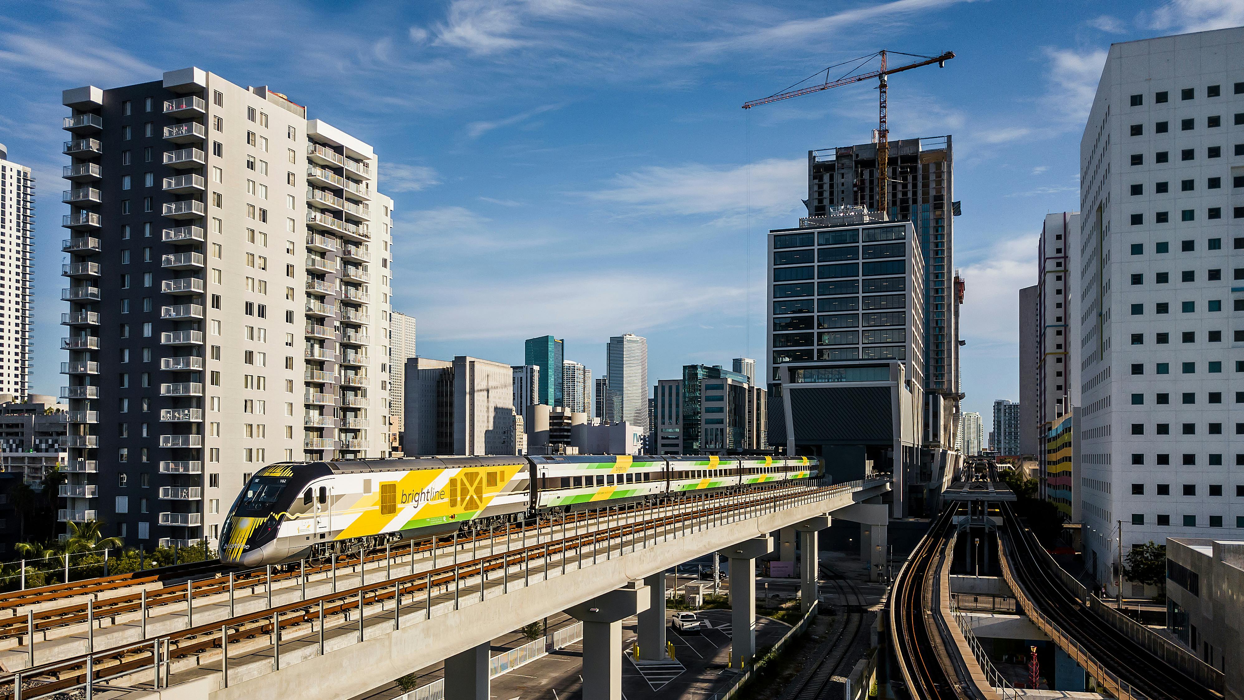 brightline florida train runs on elevated tracks