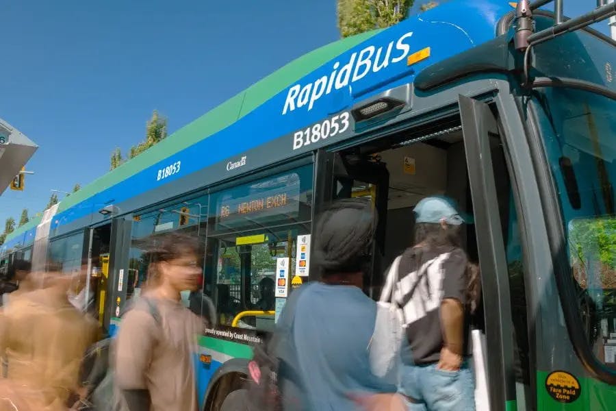 A R6 RapidBus.