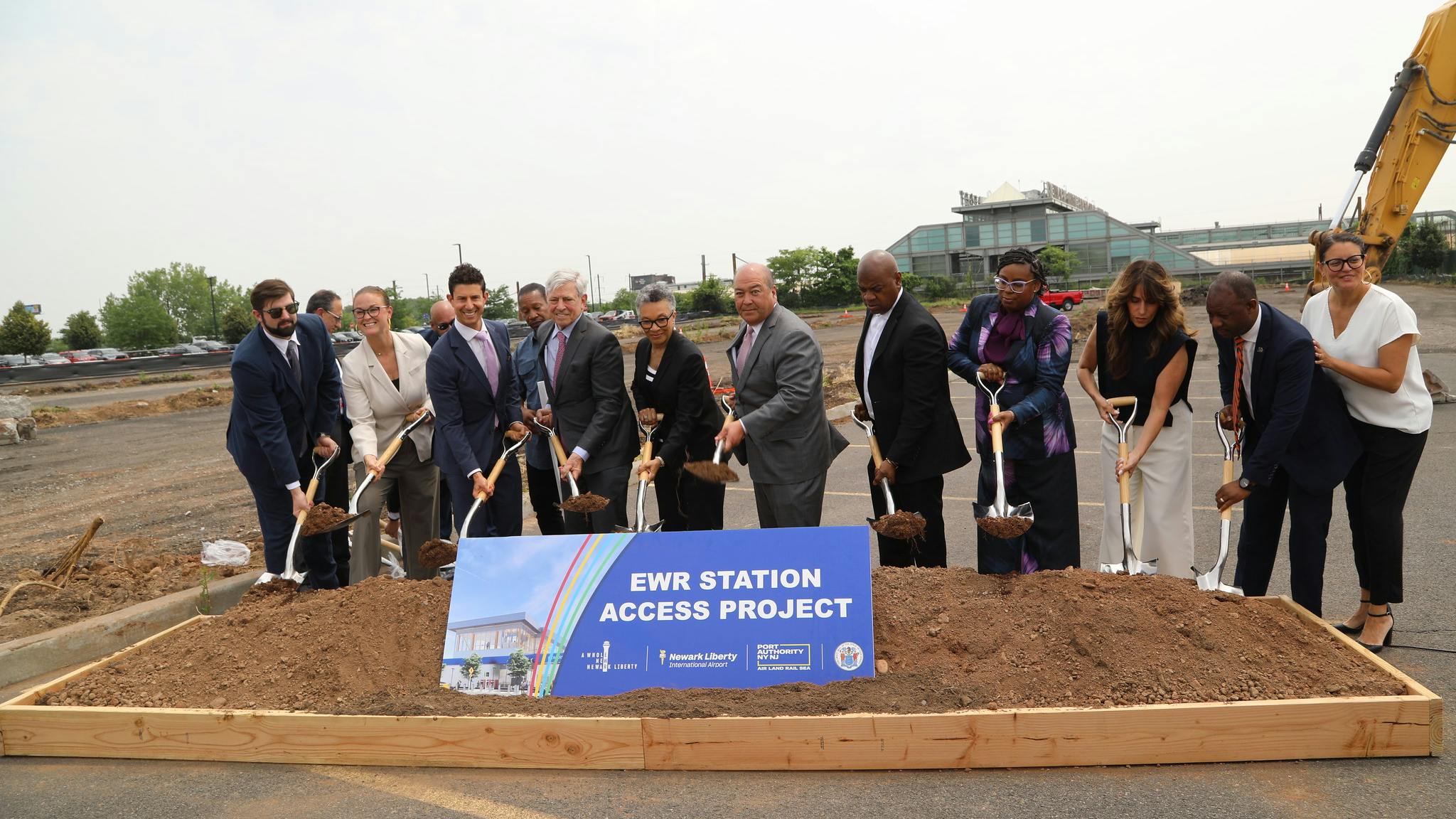 PANYNJ begins construction on new entry point to Newark Liberty International Airport Train Station.