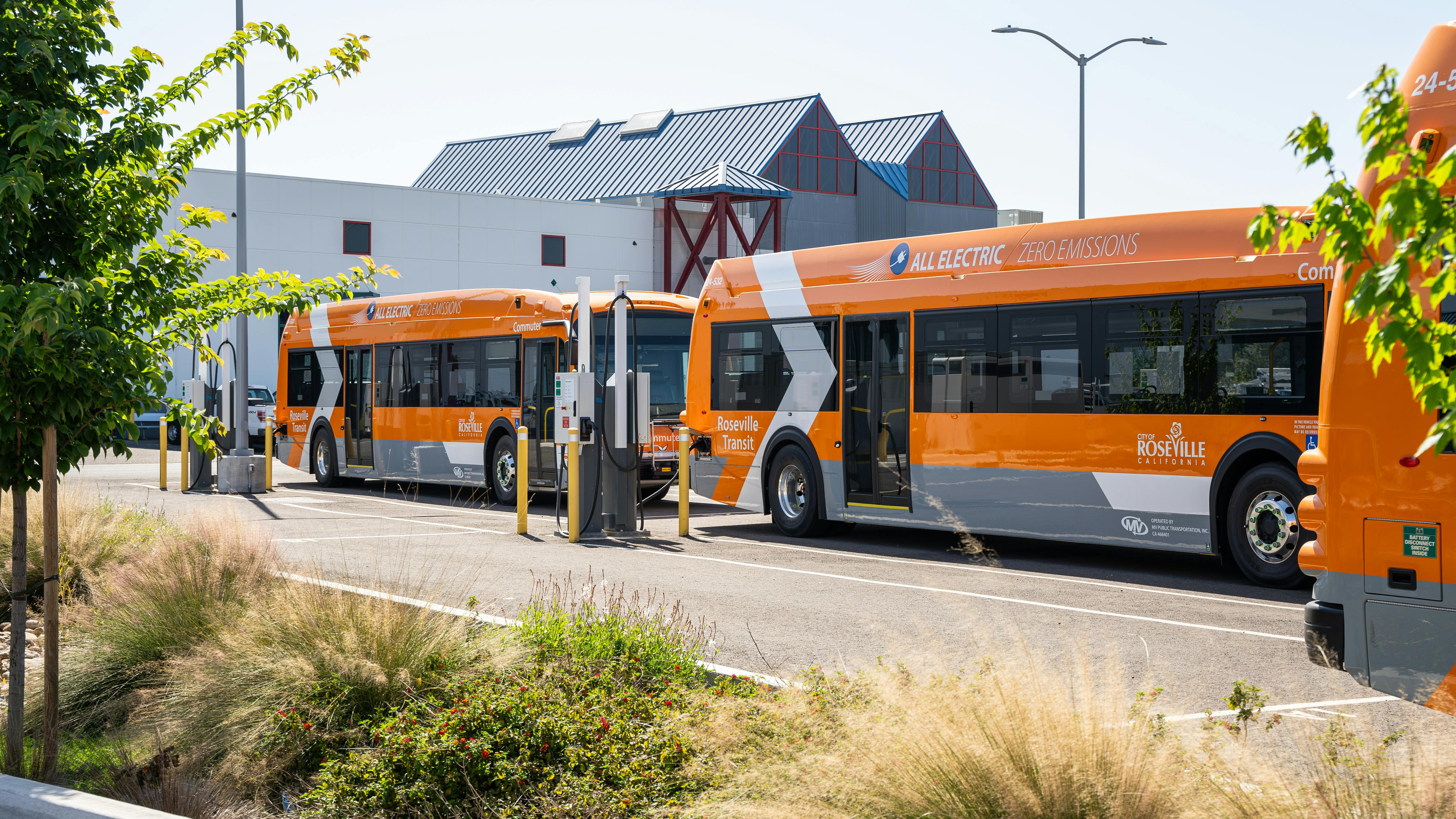 City of Roseville zero-emission buses.