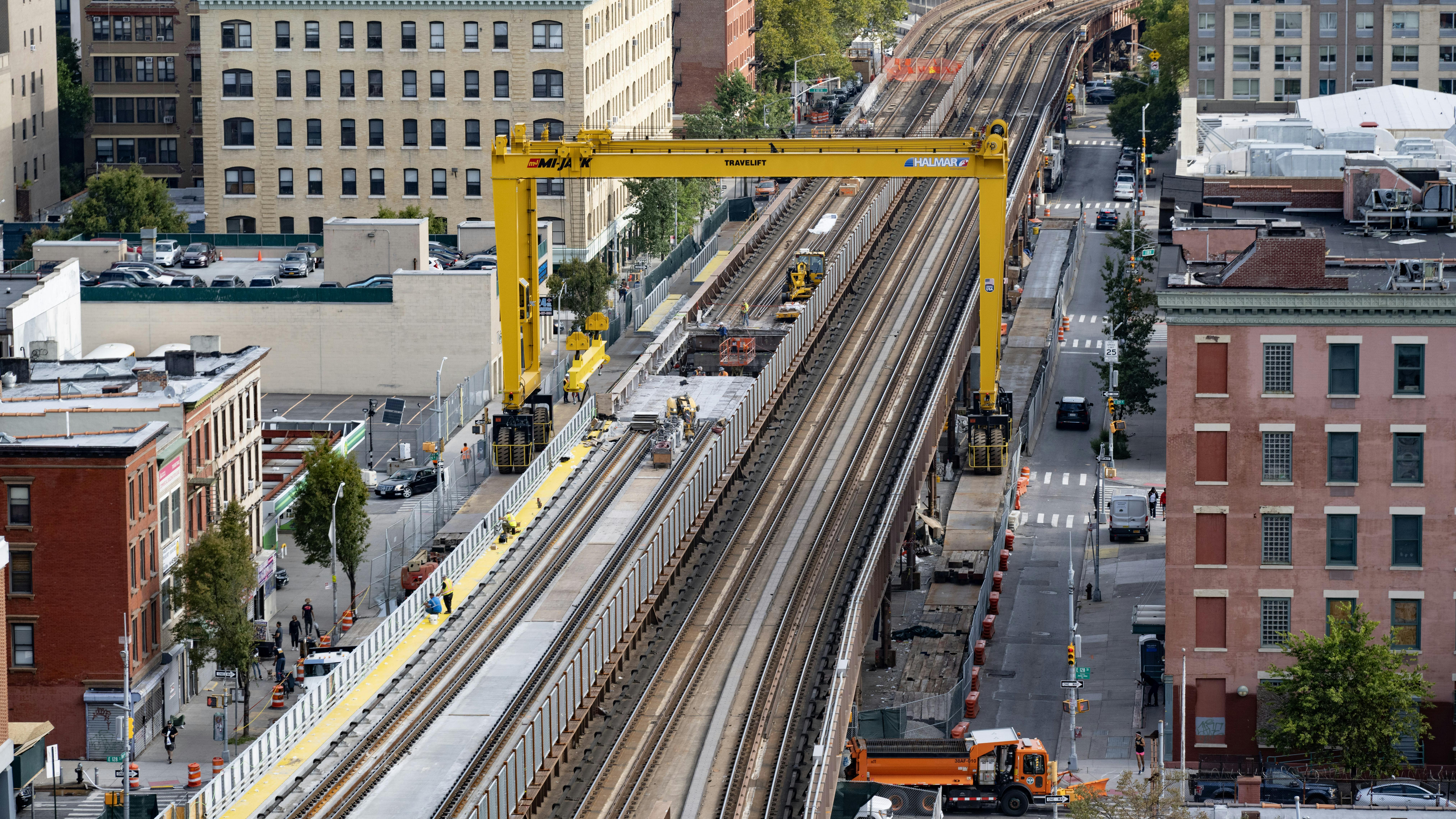 The Metropolitan Transportation Authority completed Phase 1 of the Park Avenue Viaduct Replacement Project.
