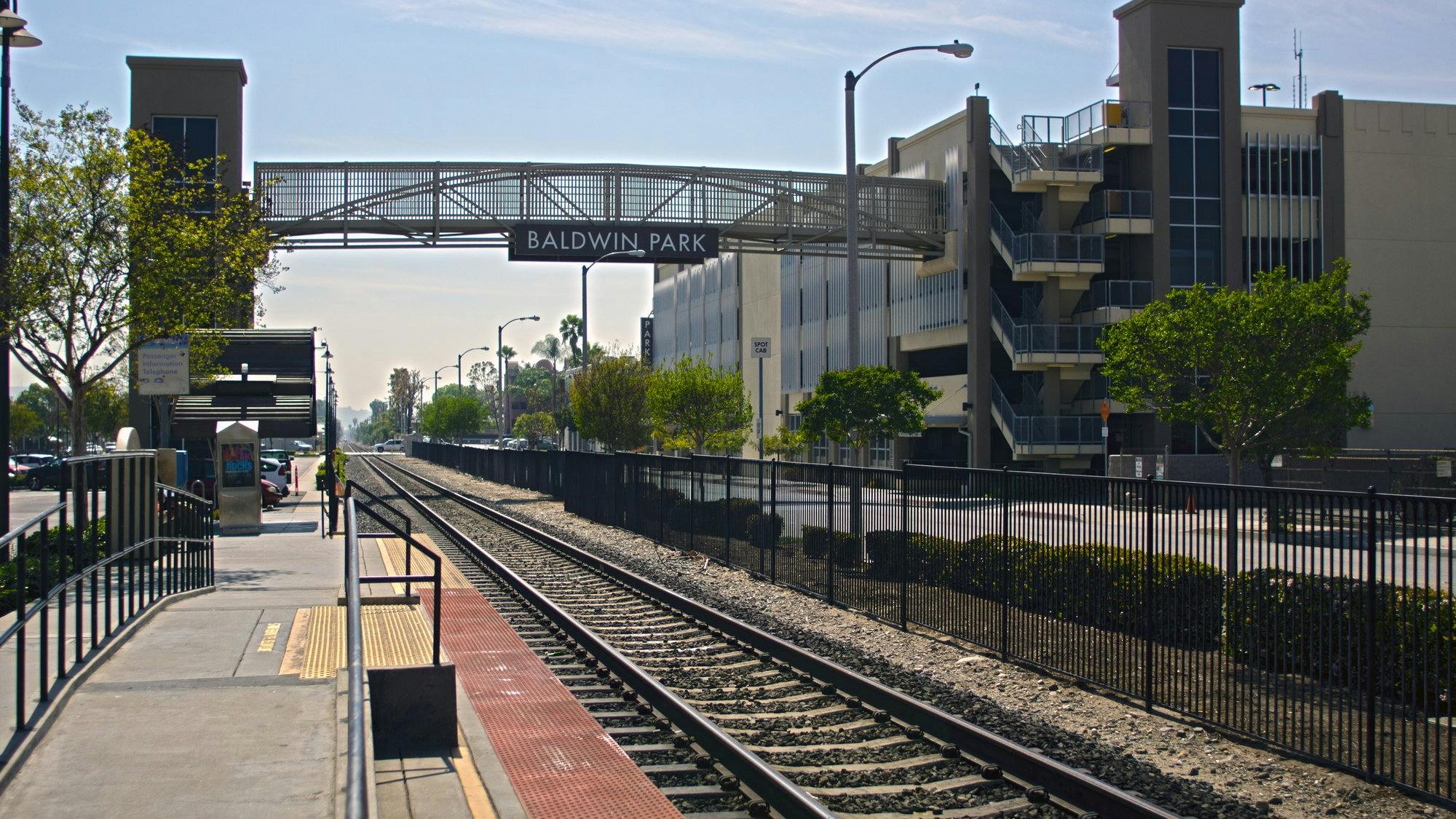 Metrolink has implemented its Wireless Crossing Nearside Station Stop technology at two crossings near Baldwin Park Station in Los Angeles County, Calif.