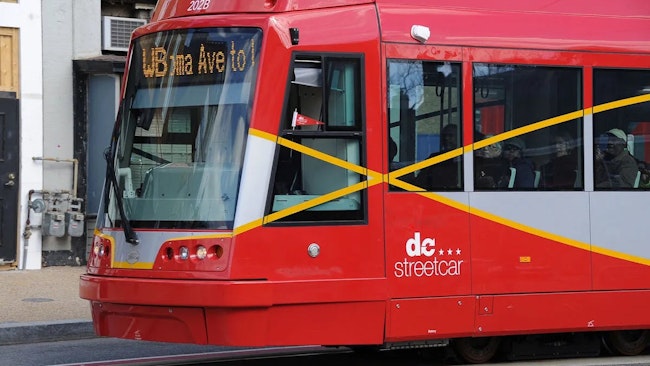 A side view of the DC Streetcar.