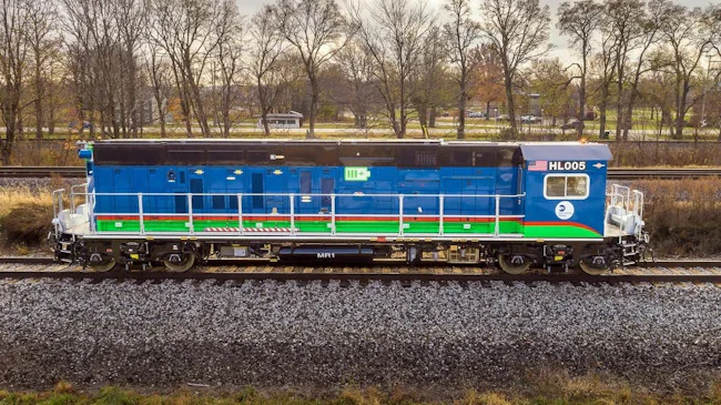 A R255 hybrid battery-diesel work locomotive.