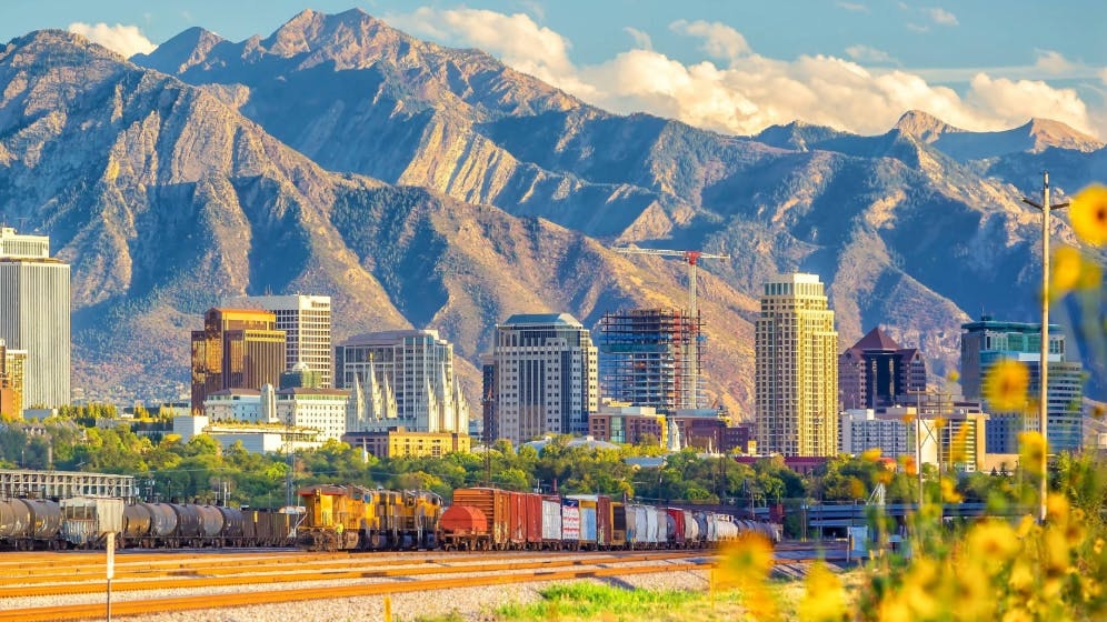 The Utah Transit Authority (UTA) has selected STV to support the expansion of UTA&rsquo;s FrontRunner commuter rail system.