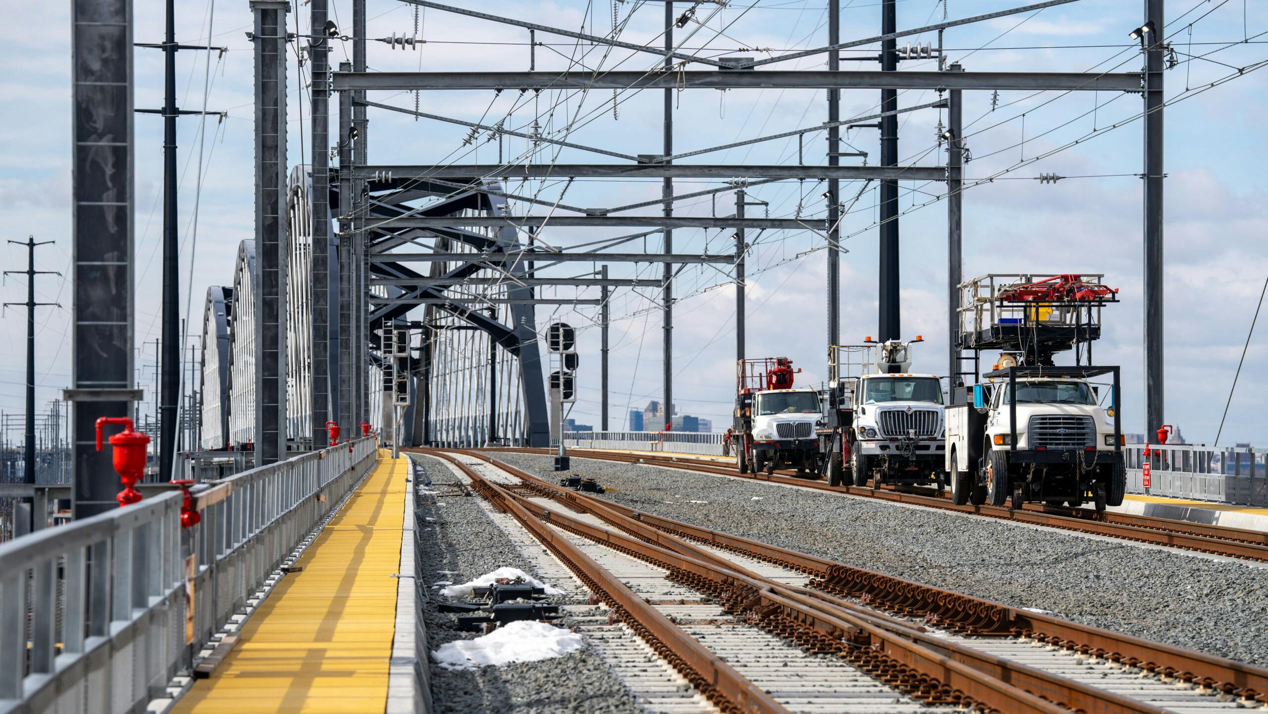 Amtrak and New Jersey Transit are progressing on the Portal North Bridge project.