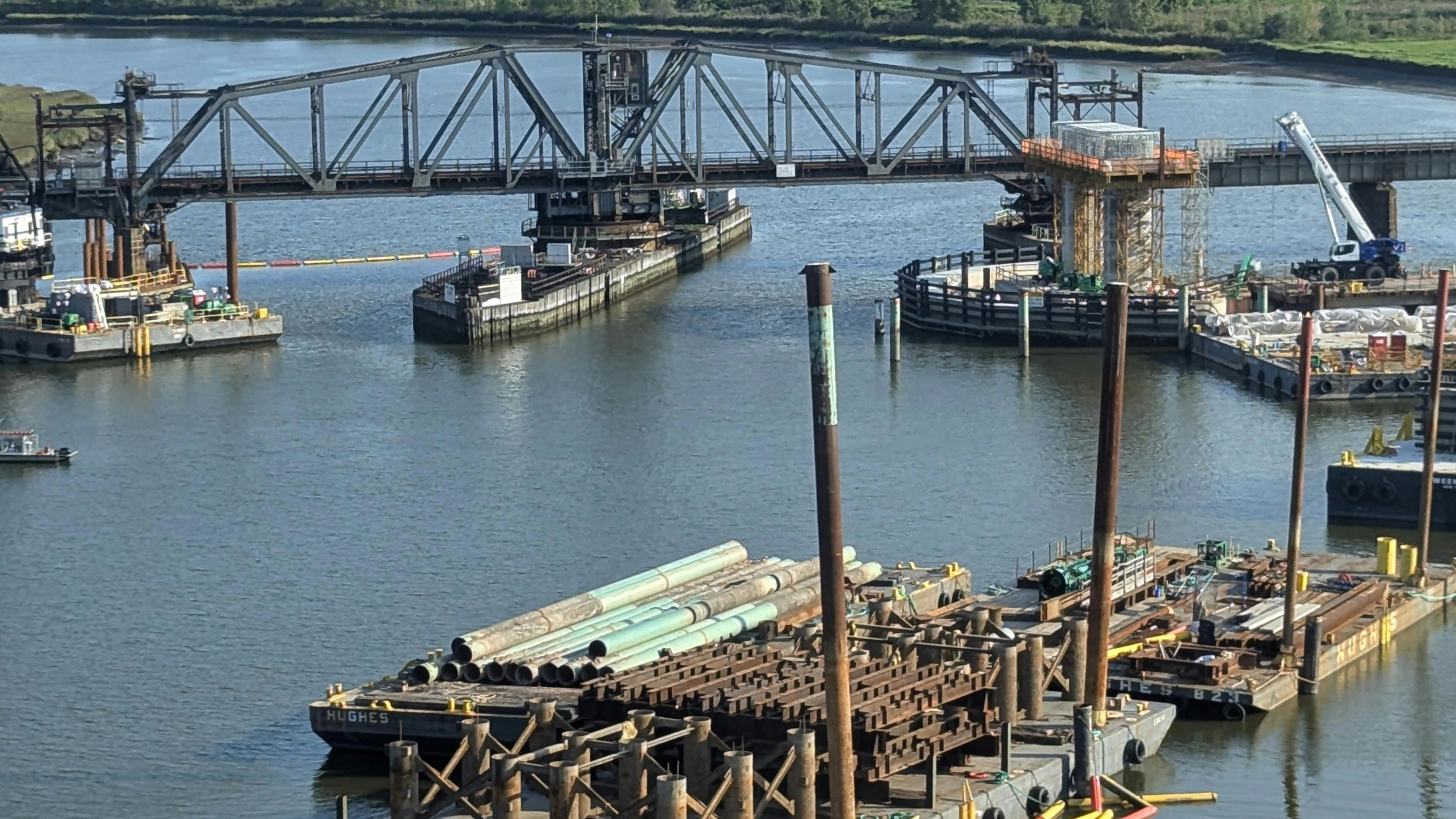 The image shows the construction of the Portal North Bridge.