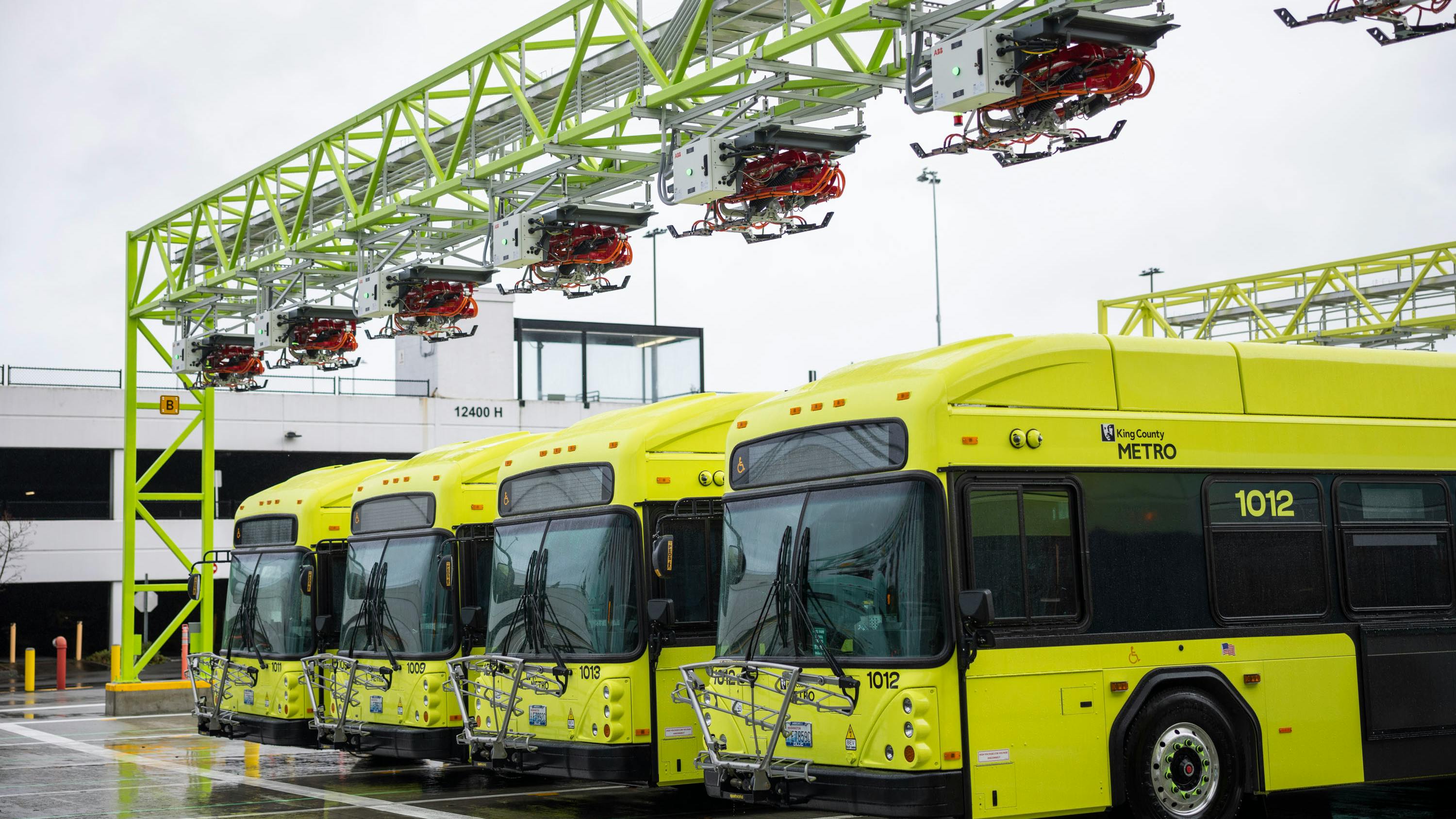 Schunk Transit Solutions has installed 123 inverted pantographs at King County Metro&rsquo;s Tukwila Base bus depot.