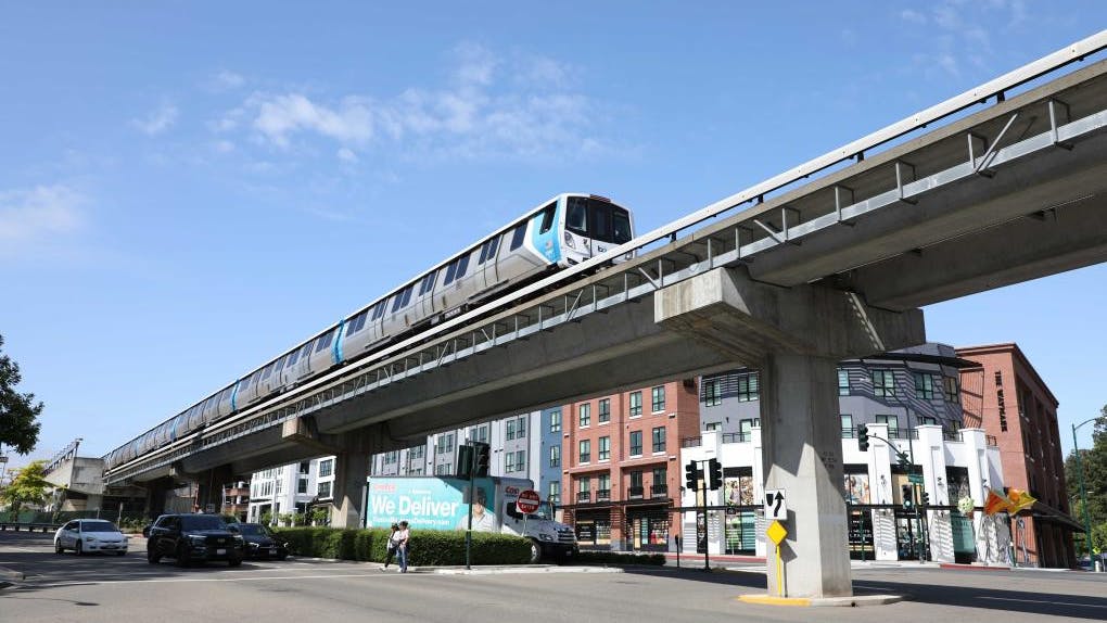 Bay Area Rapid Transit has achieved its highest quarterly passenger on-time performance since early 2014.