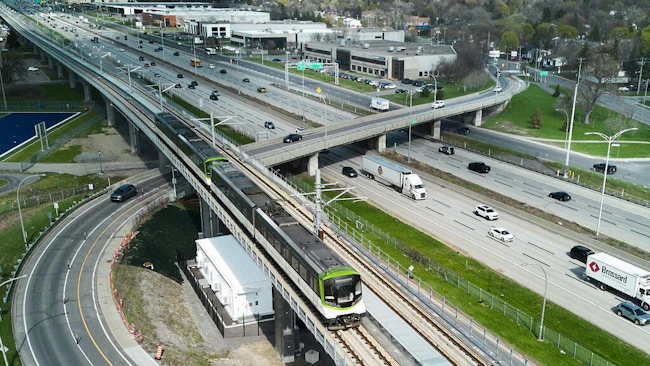 For the Anse-&agrave;-l&rsquo;Orme branch, Alstom delivered 212 autonomous Metropolis metro cars (106 two-car trainsets) that feature onboard Wi‑Fi connectivity, as well as platform screen doors.