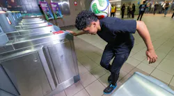 A Los Angeles County Metropolitan Transportation Authority rider using contactless payments.