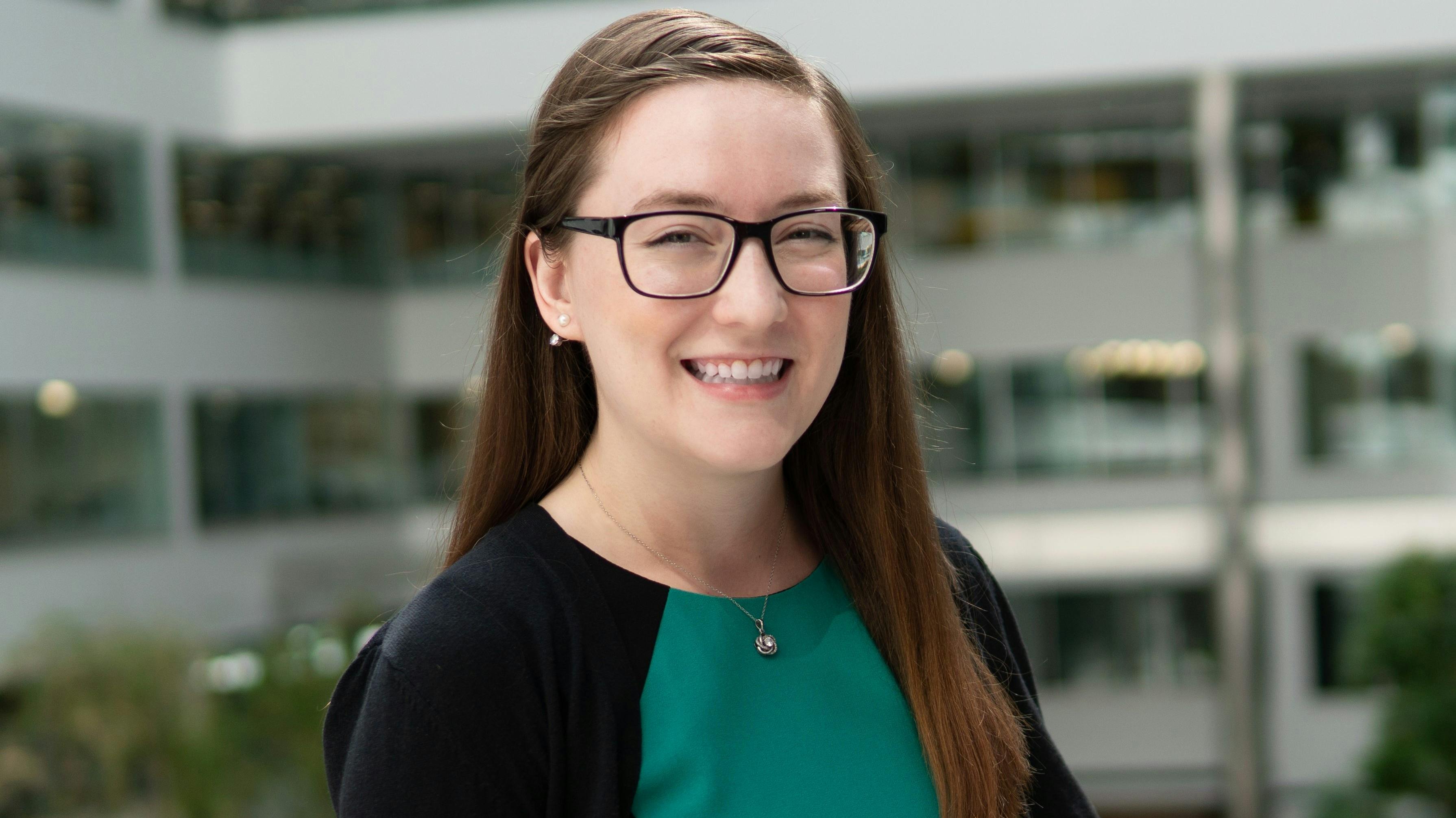 Danielle Schroeder headshot