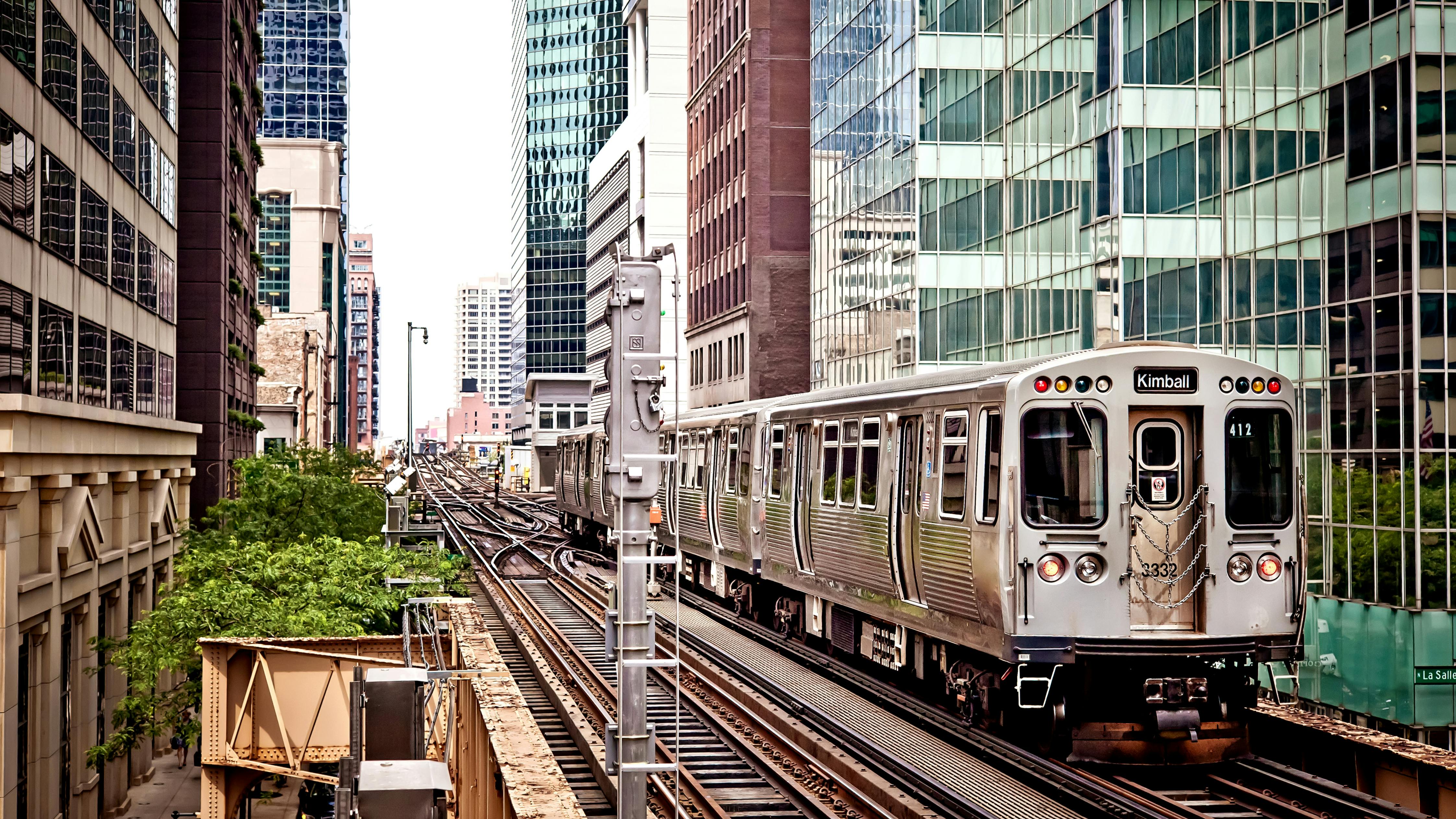 Train moving on the tracks in Chicago